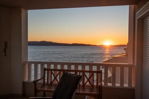 View (from property/room), Balcony/Terrace, Sea view