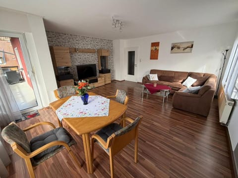 Living room, Photo of the whole room, Dining area