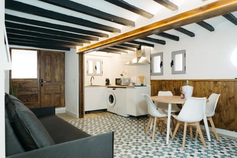 Kitchen or kitchenette, Living room, Dining area