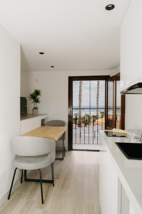 Dining area, Sea view