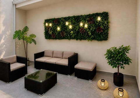 Balcony/Terrace, Balcony/Terrace