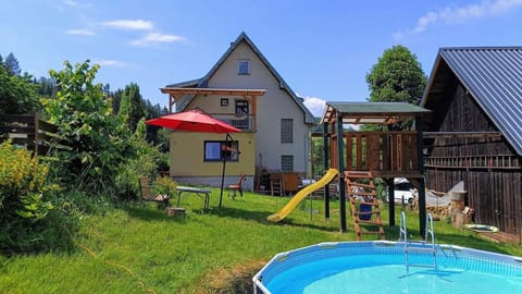Property building, Swimming pool