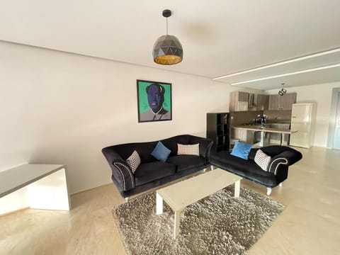 Communal lounge/ TV room, TV and multimedia, Kitchen or kitchenette, Living room, Seating area