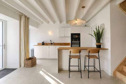 oven, kitchen