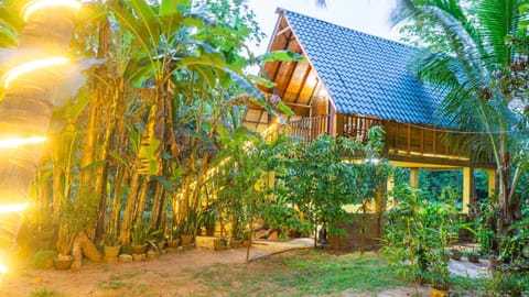 Property building, Natural landscape, Garden view