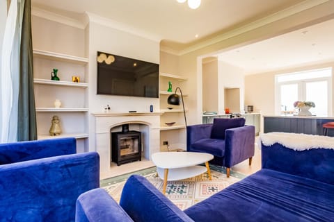 TV and multimedia, Living room