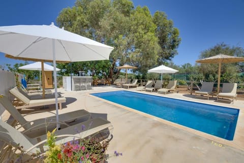 Balcony/Terrace, Swimming pool