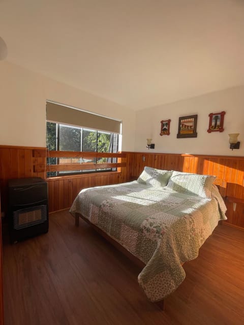 Day, Bedroom
