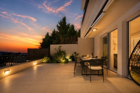 View (from property/room), Balcony/Terrace, Sunset