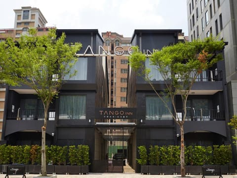 Facade/entrance, Day