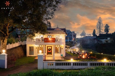 Property building, Garden