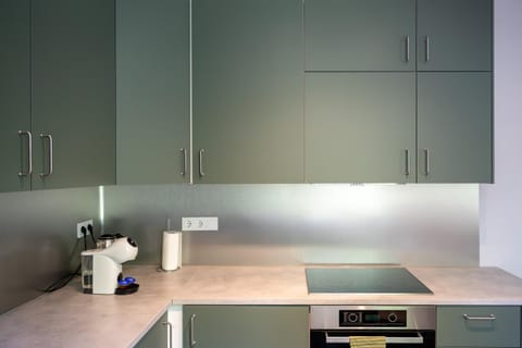 Coffee/tea facilities, Kitchen or kitchenette