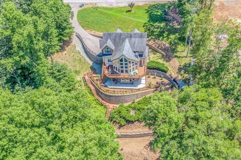 Property building, Spring, Day, Bird's eye view