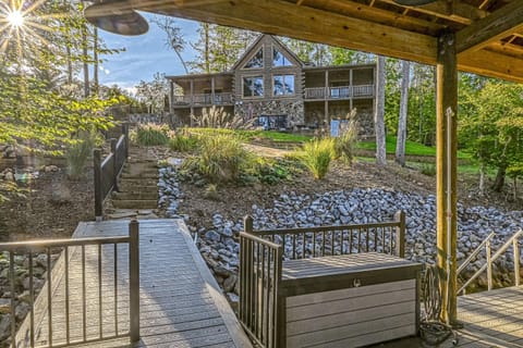 Property building, Day, Garden