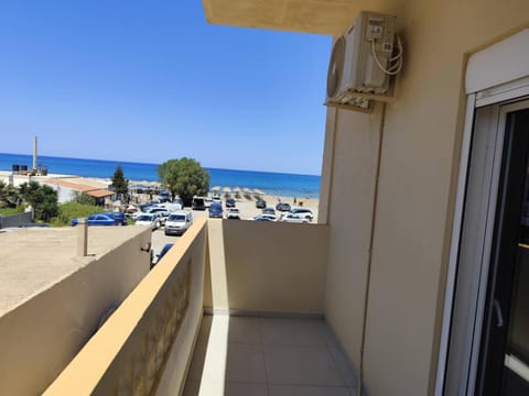 Property building, Beach, Sea view, Parking