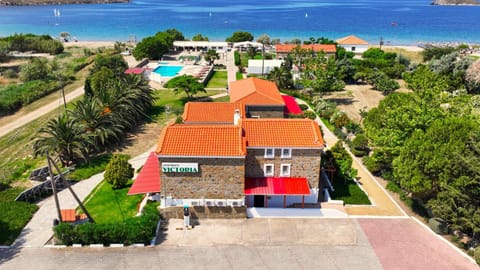 Children play ground, Fishing, Beach, Windsurfing, Sea view, Sea view, Area and facilities, Swimming pool, Sunset, Family