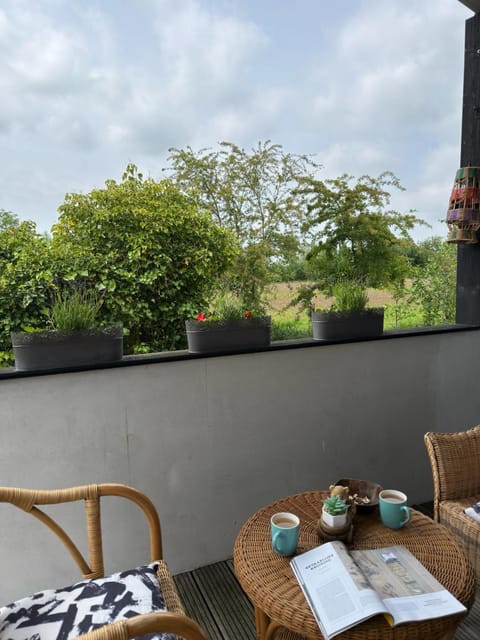 Patio, View (from property/room), Garden view