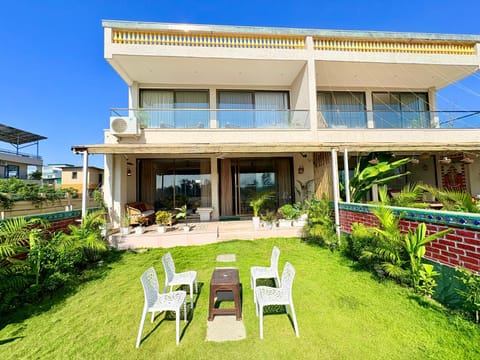 Property building, Patio, Garden view
