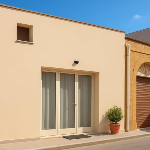 Property building, Facade/entrance, Off site