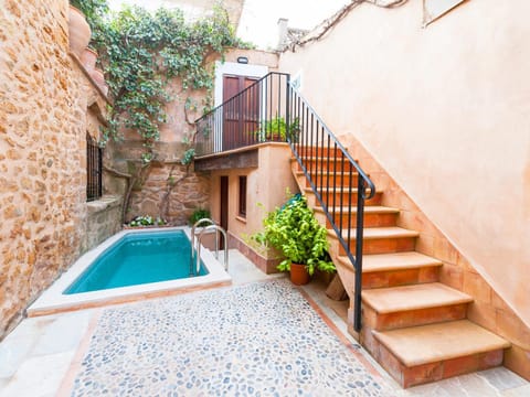 Property building, Off site, Balcony/Terrace, Pool view, Swimming pool