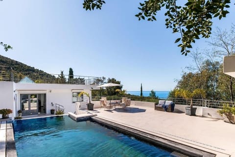 Garden, Balcony/Terrace, Swimming pool