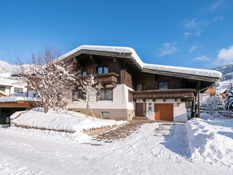Property building, Winter