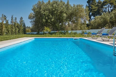 Garden, View (from property/room), Garden view, Mountain view, Pool view, Swimming pool, sunbed
