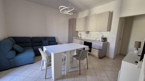 Kitchen or kitchenette, Living room, Dining area, stove
