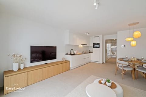 TV and multimedia, Dining area, kitchen