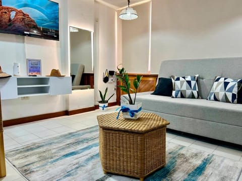 Living room, Photo of the whole room