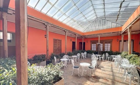 Restaurant/places to eat, Lobby or reception