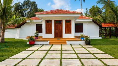 Property building, Day
