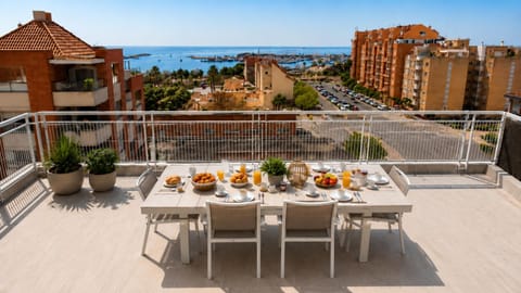 Balcony/Terrace, City view, Sea view