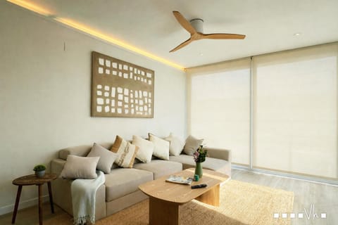 Living room, Lounge or bar
