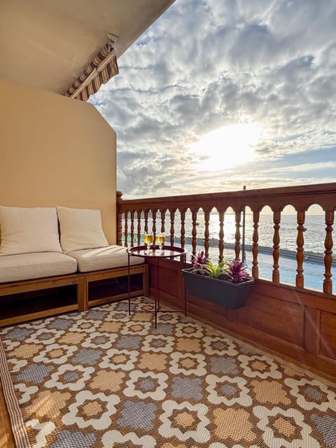 View (from property/room), Balcony/Terrace, Sea view, Sunset
