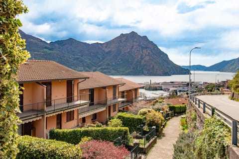 Property building, Lake view