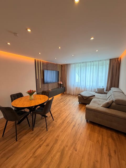 Living room, Photo of the whole room, Seating area