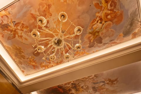 Lobby or reception, Decorative detail