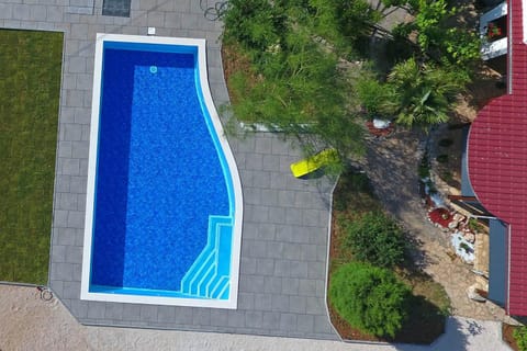 Property building, Staff, Bird's eye view, Other, Pool view, Pool view, Swimming pool, Swimming pool, Family