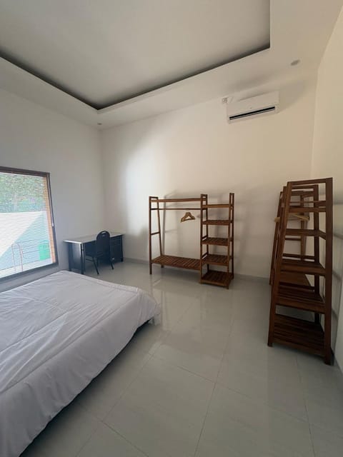 Bed, Photo of the whole room, Bedroom, air conditioner