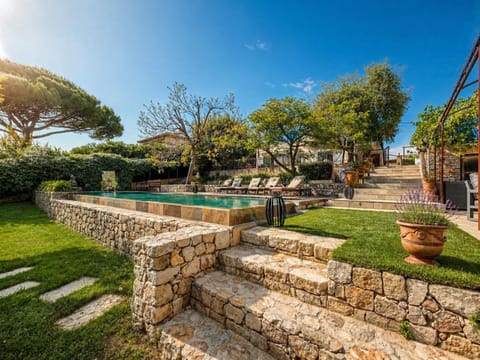 Garden, Swimming pool