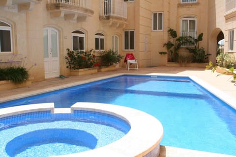 Pool view, Swimming pool