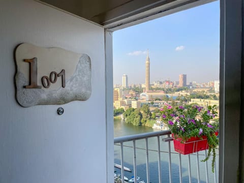 City view, River view