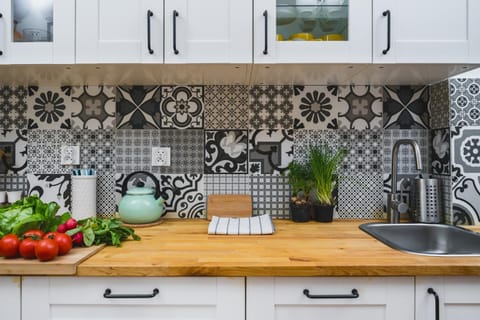 Kitchen or kitchenette, Decorative detail, locker