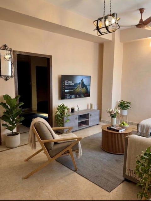 Communal lounge/ TV room, TV and multimedia, Seating area, Evening entertainment
