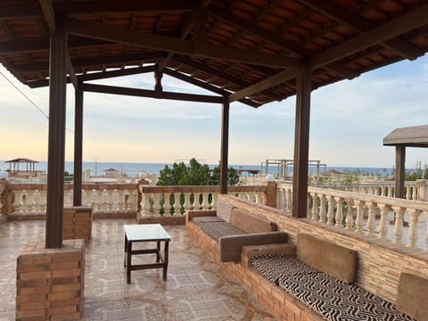 Patio, Natural landscape, View (from property/room), Balcony/Terrace, Seating area, Sea view