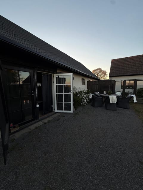 Patio, Garden