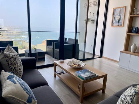 Living room, Sea view