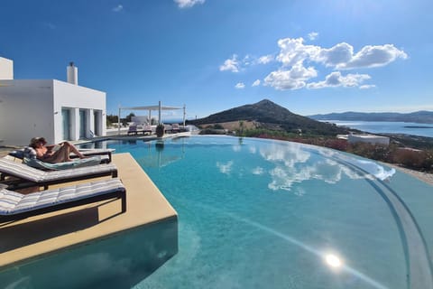 Villa Pastorale-View-Boule Bahn Villa in Paros, Greece
