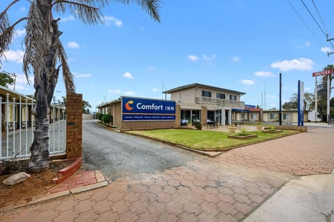 Property building, On site